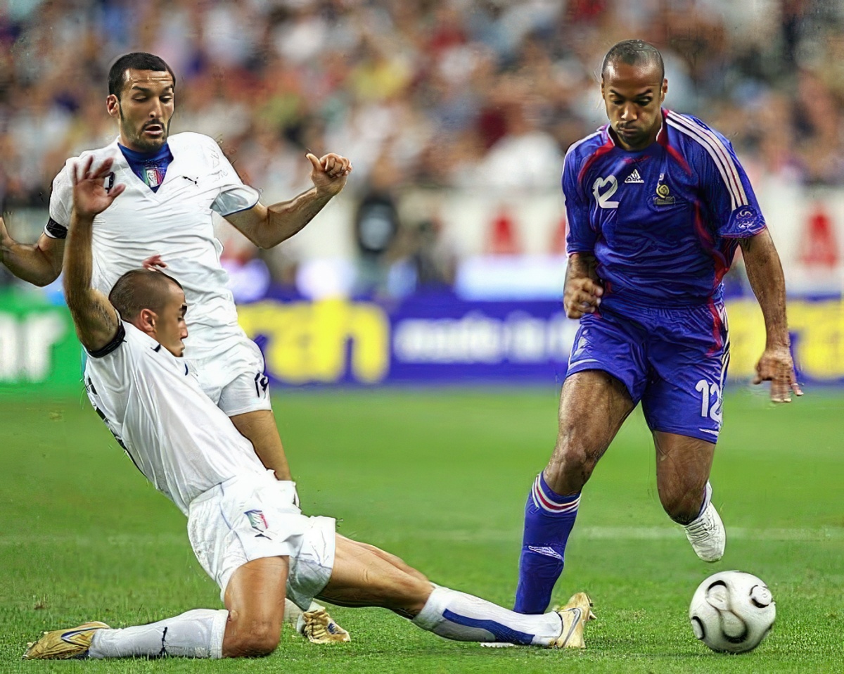 Best defenders of the 2000s